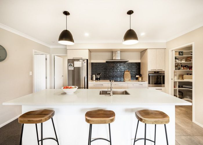  at 98 Penetaka Heights, Pyes Pa, Tauranga, Bay Of Plenty