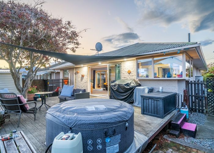  at 14 Bideford Place, Dallington, Christchurch City, Canterbury