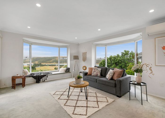  at 9 Walker Avenue, Paremata, Porirua