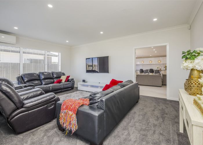 at 11 Reding Street, Takanini