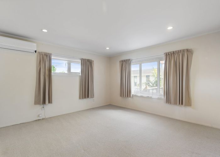  at 2/6 Melanesia Road, Kohimarama, Auckland