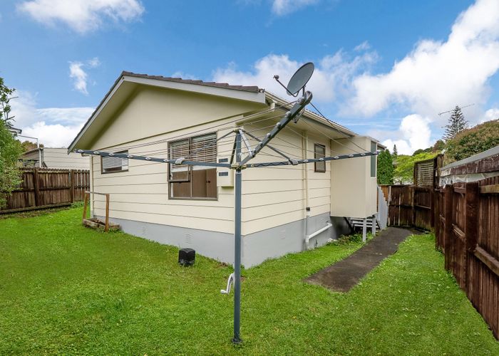  at 65A Bentley Avenue, Glenfield, North Shore City, Auckland