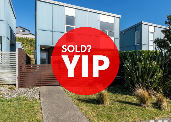  at 74 Cedarwood Street, Woodridge, Wellington