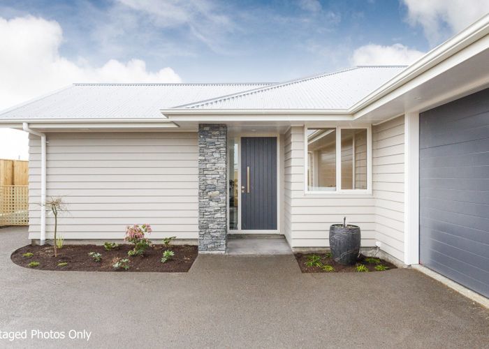  at 108A Roberts Line, Kelvin Grove, Palmerston North