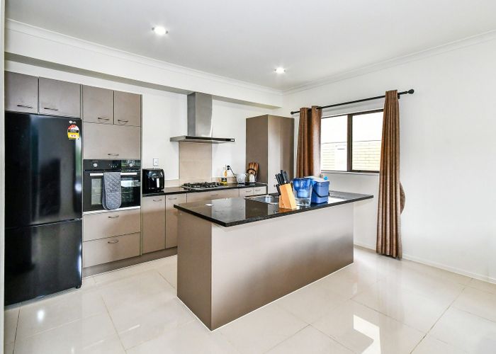  at 25 Triumph Road, Flat Bush, Manukau City, Auckland