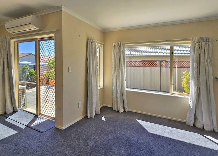  at 12 Caulfield Place, Taradale, Napier