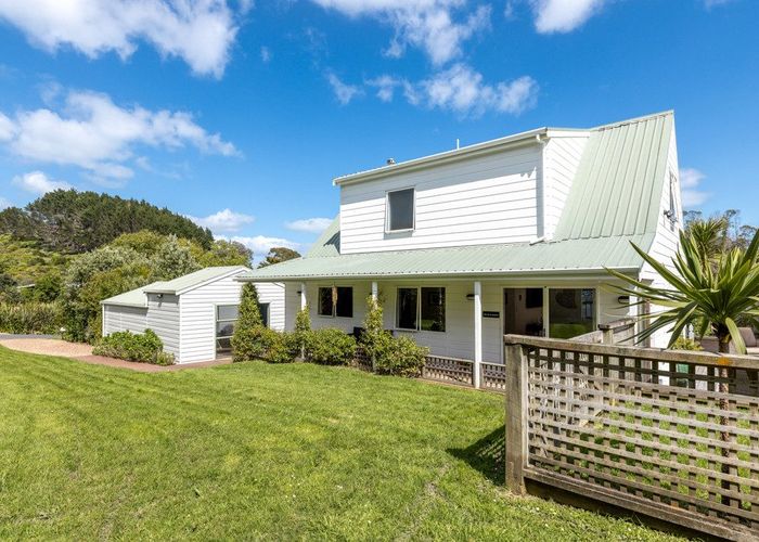  at 11 Waiata Road, Onetangi, Waiheke Island