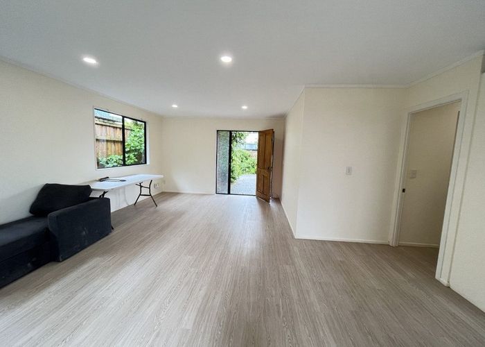  at 17A Bond Crescent, Forrest Hill, North Shore City, Auckland