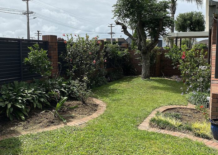  at 2a Craig Road, Milford, North Shore City, Auckland