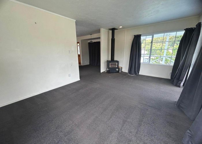  at 12 Coubray Place, Botany Downs, Manukau City, Auckland