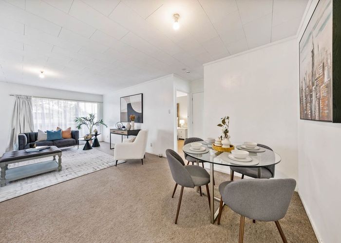  at 2/36 Blacklock  Avenue, Henderson, Waitakere City, Auckland