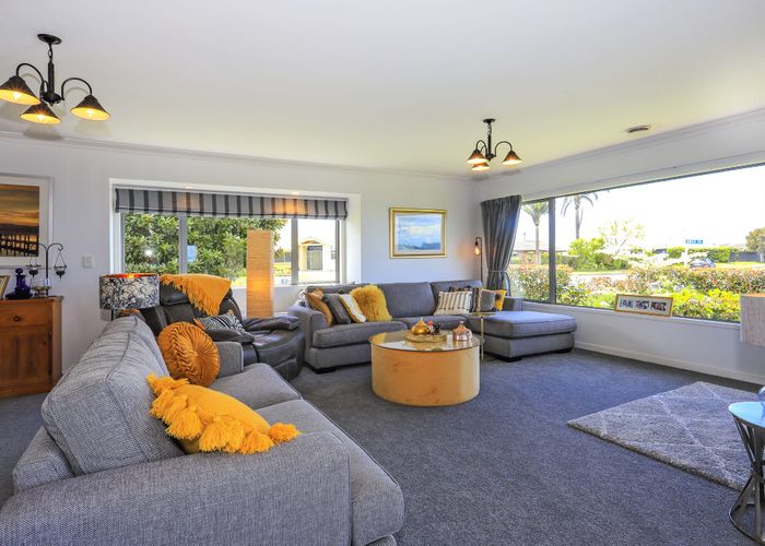  at 61 Hamurana Road, Omokoroa, Western Bay Of Plenty, Bay Of Plenty