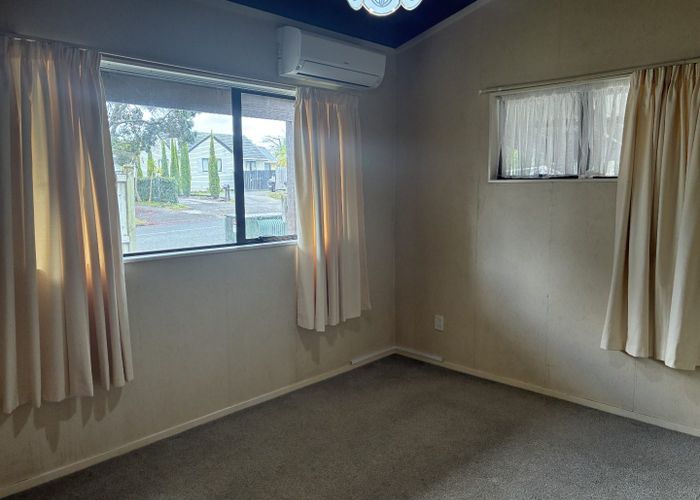  at 23A McLeod Rd, Henderson, Waitakere City, Auckland