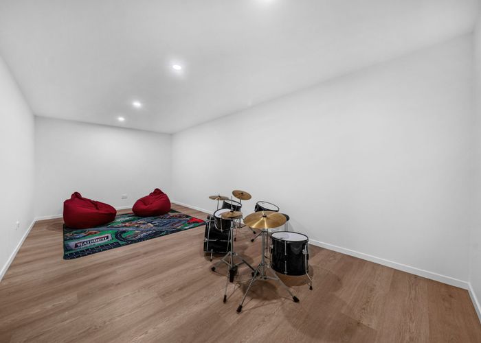  at 5/72 Wolverton Street, Avondale, Auckland City, Auckland