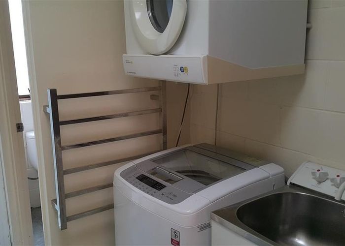  at 5/34 Don Croot Street, Morningside, Auckland City, Auckland