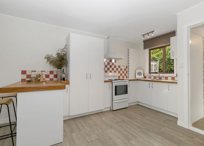  at 2/48 Byron Street, Leamington, Cambridge