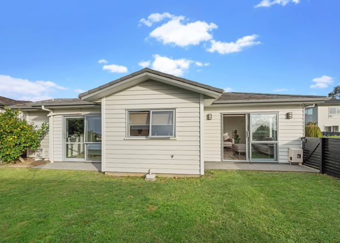  at 4 Rupu Way, Favona, Auckland