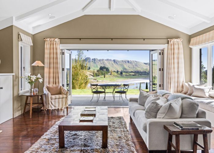  at 1308F Tuki Tuki Road, Tuki Tuki