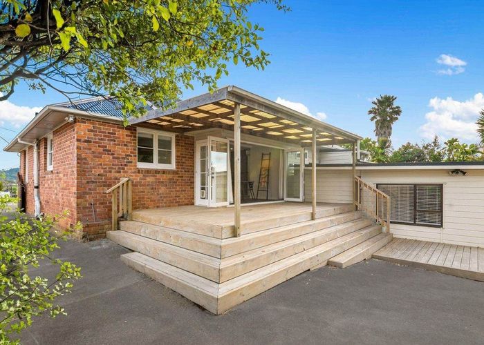  at 37 Savoy Road, Glen Eden, Waitakere City, Auckland