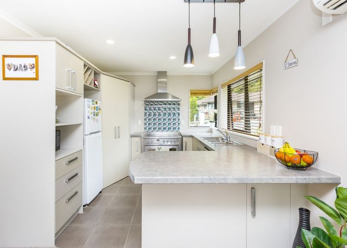  at 19 Aragon Grove, Kingsley Heights, Upper Hutt