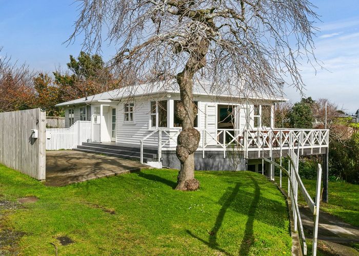  at 77 Ngamotu Road, Spotswood, New Plymouth