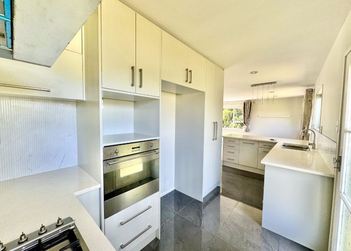  at 25A Schnapper Rock Road, Greenhithe, North Shore City, Auckland