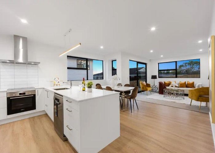  at 5/71 West Coast Road, Glen Eden, Waitakere City, Auckland