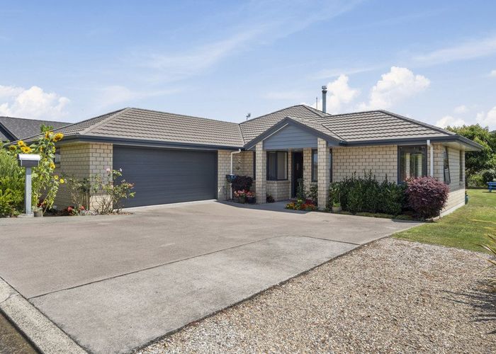 at 4 Hamon Place, Pukehangi, Rotorua