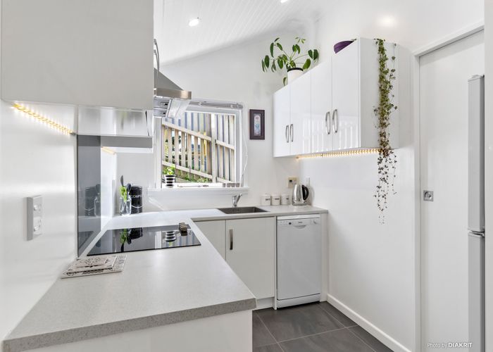  at 7 Clifford Road, Johnsonville, Wellington