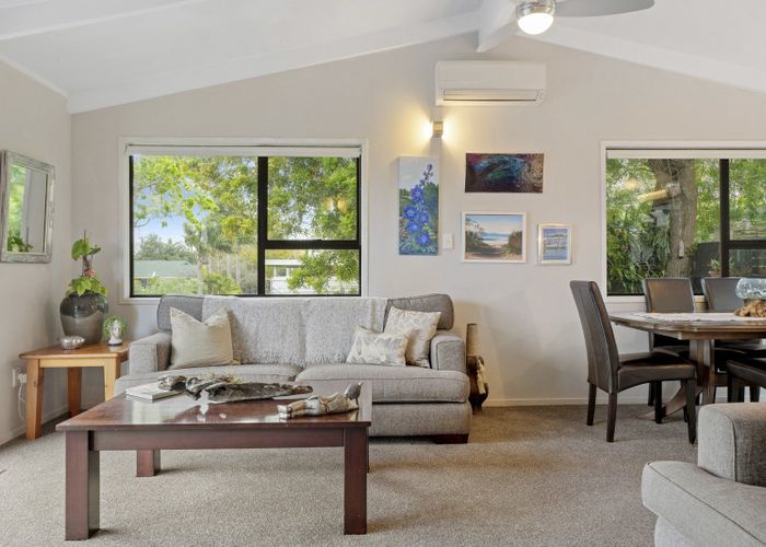  at 1/8 Ambury Road, Māngere Bridge, Auckland