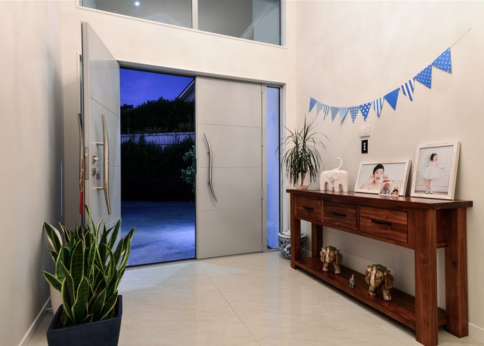  at 8 Trent Lane, Flagstaff, Hamilton