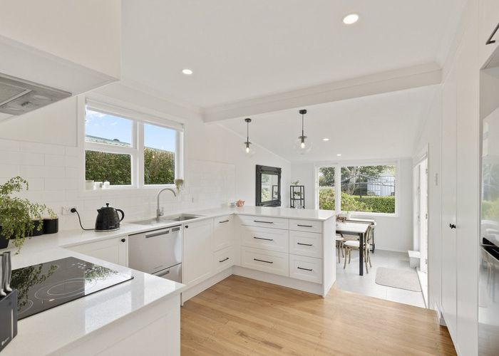  at 9 Trafalgar Street, Westown, New Plymouth, Taranaki