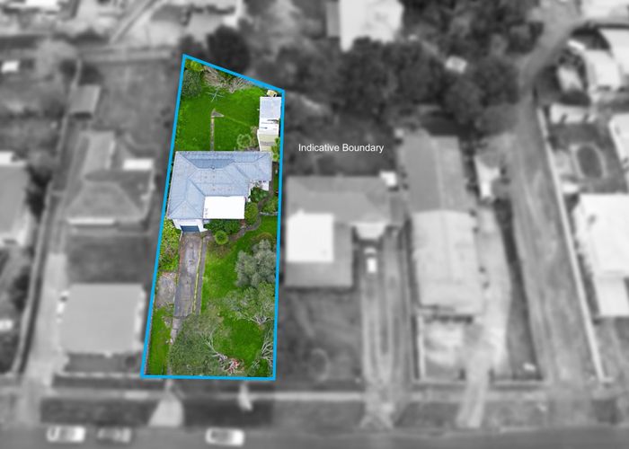  at 10 Ribblesdale Road, Henderson, Waitakere City, Auckland