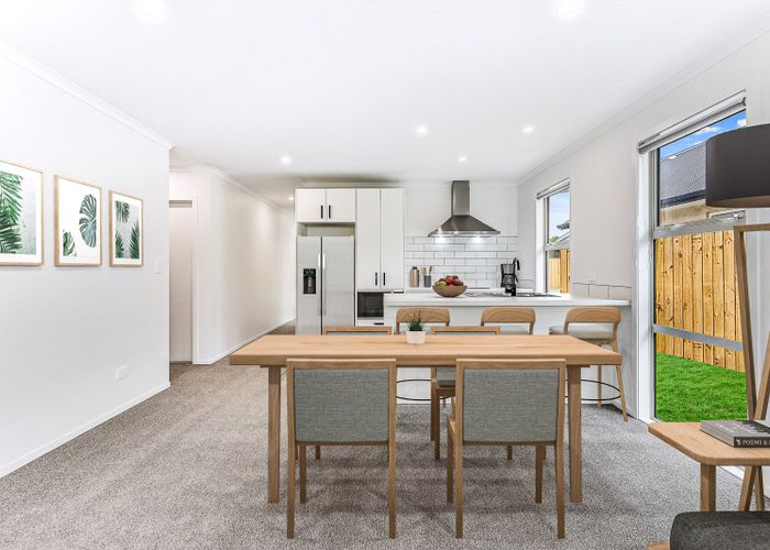  at 4/11 Steele Road, Forest Lake, Hamilton, Waikato