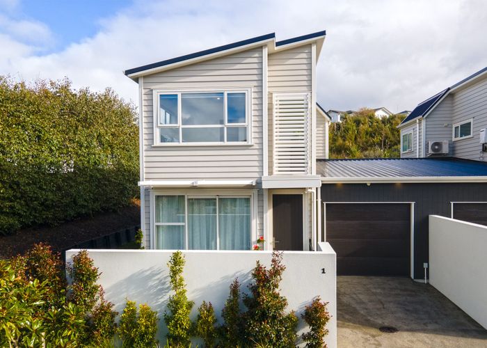  at 1 Sanremo Lane, Stanmore Bay, Whangaparaoa