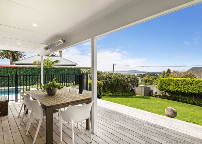 at 34 Hinemoa Street, Birkenhead, Auckland