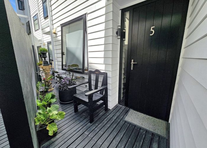  at 5/10 Rose Road, Grey Lynn, Auckland
