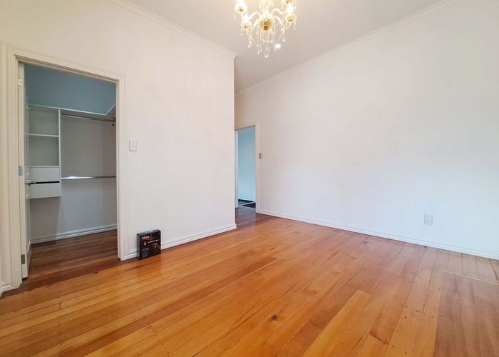  at 21 Mark Road, Mount Albert, Auckland