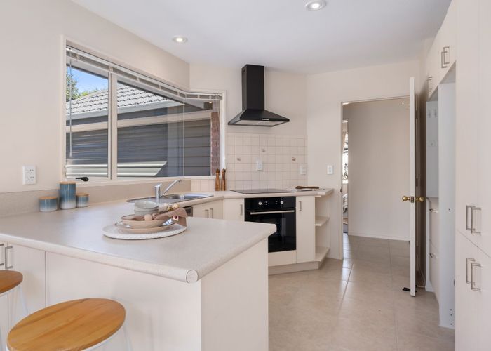  at 4/135 Brookside Terrace, Bryndwr, Christchurch City, Canterbury