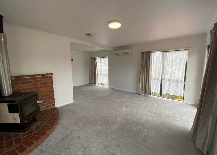  at 17 Elvira Place, Ranui, Waitakere City, Auckland