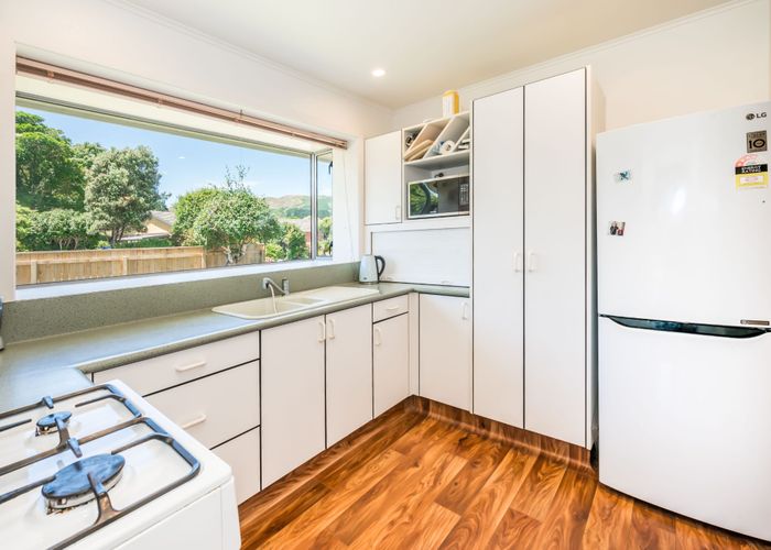  at 2 Leybourne Avenue, Waikanae, Kapiti Coast, Wellington