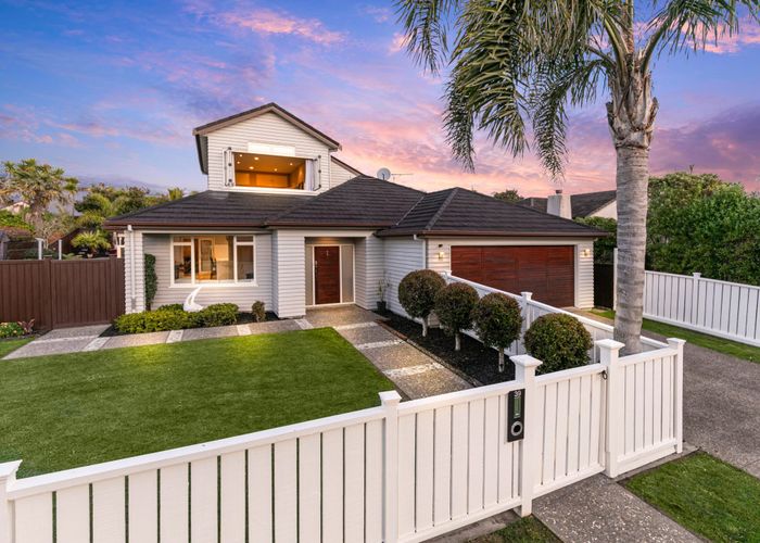  at 39 Admirals Court Drive, Greenhithe, Auckland