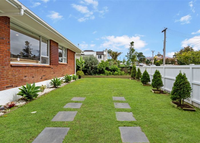  at 1/8 Atherton Road, Epsom, Auckland
