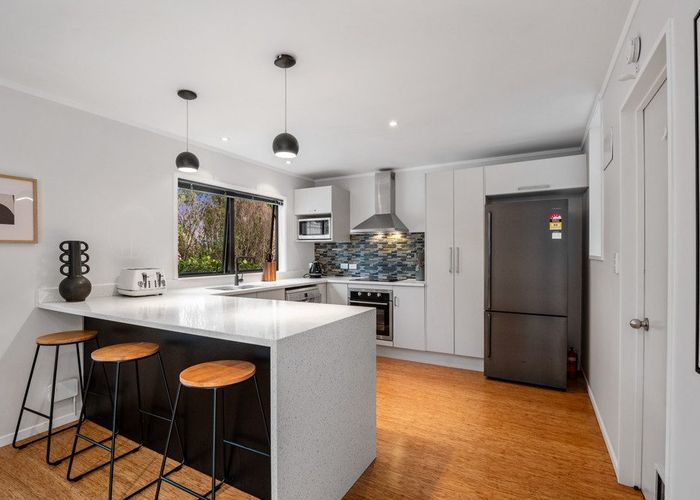  at 1/19 Cairnbrae Court, Northcross, North Shore City, Auckland
