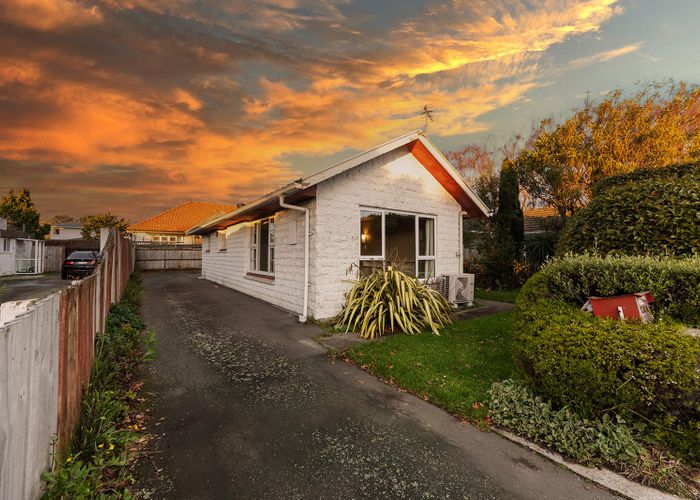  at 1/170 Waimairi Road, Ilam, Christchurch City, Canterbury