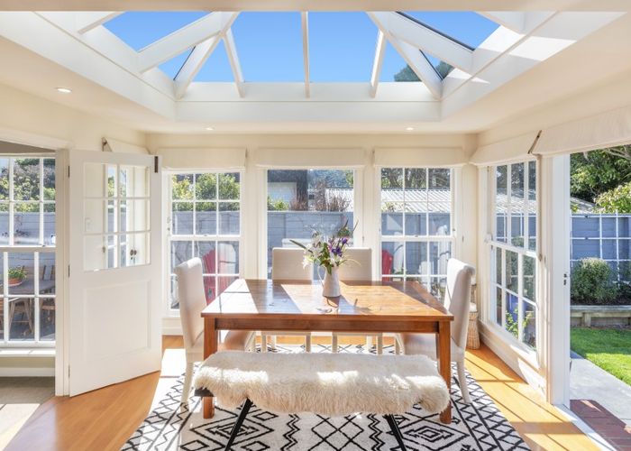  at 8 Pine Terrace, Karori, Wellington