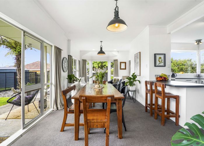  at 302 Cambridge Road, Hillcrest, Hamilton