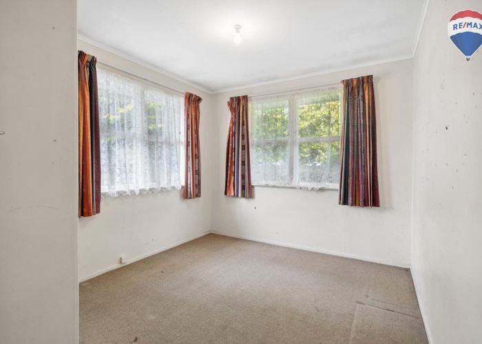  at 4 Benge Crescent, Clouston Park, Upper Hutt, Wellington
