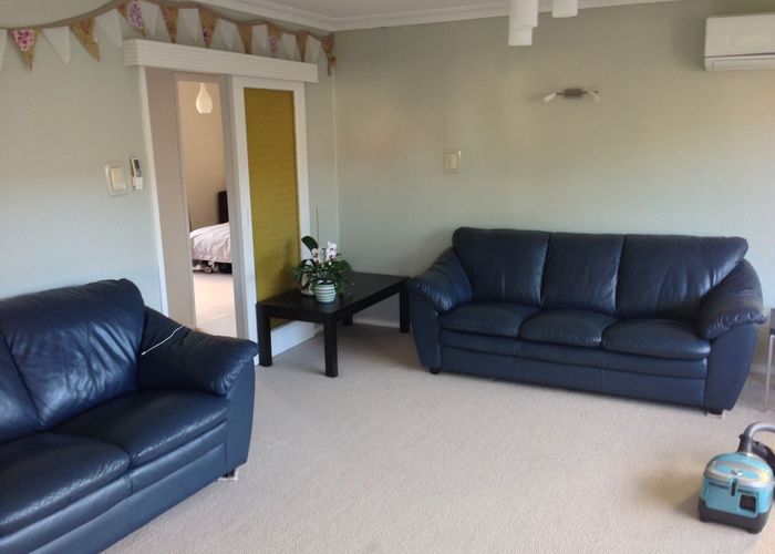  at 2/105A Wallace Road, Papatoetoe, Manukau City, Auckland