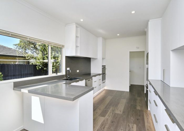  at 3 Glastonbury Drive, Burwood, Christchurch